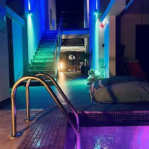 https://atlas-relax.hotelschalkidiki.net