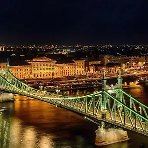 https://liberty-bridge-freeparking-luxury-home.inbudapesthotels.com