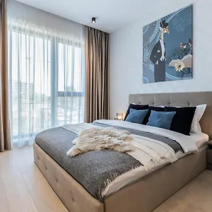 Stylish 1br With Balcony In Vibrant Business Area Bucureşti