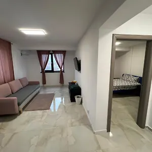 Everest 33 Ap 4 Bucureşti