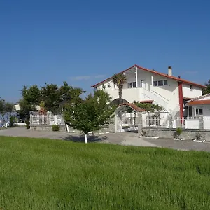 https://villa-tikozidis.hotelschalkidiki.net